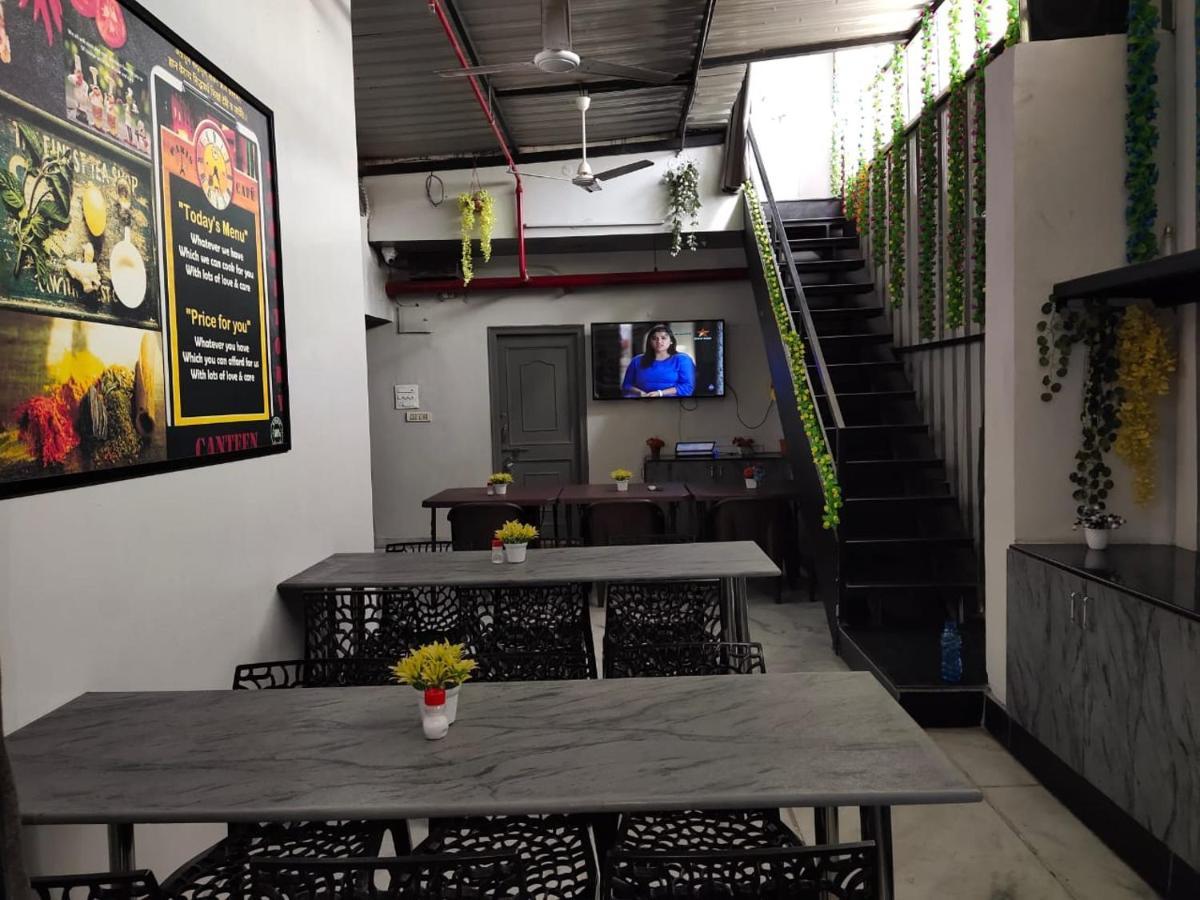 Dormitory Udaipur Exterior photo