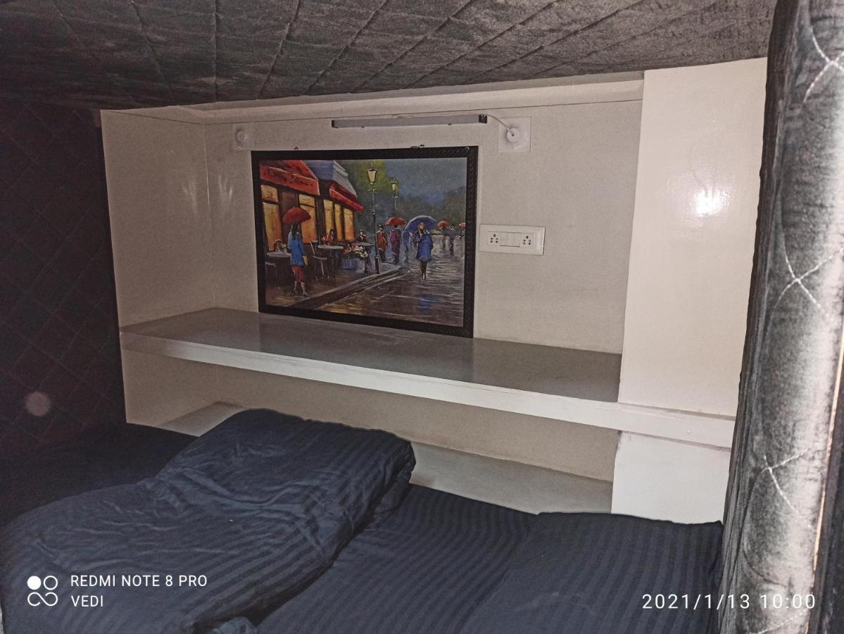 Dormitory Udaipur Exterior photo